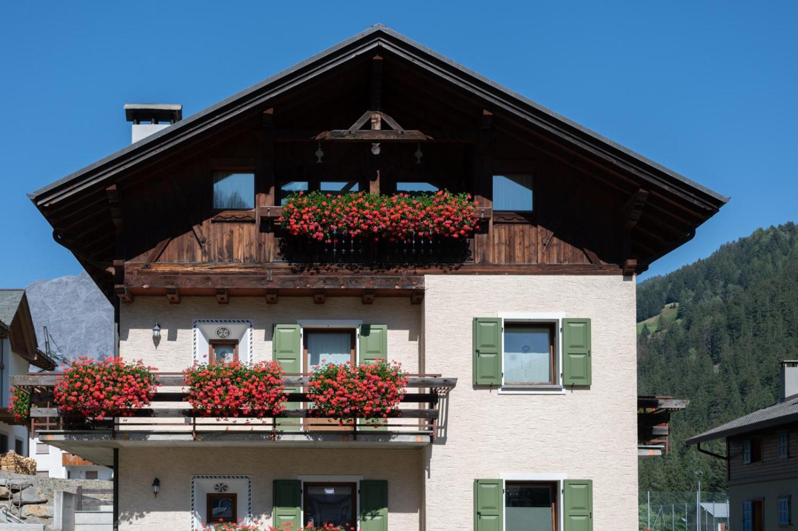 Апартаменты Casa Le Rondini Вальдизотто Экстерьер фото